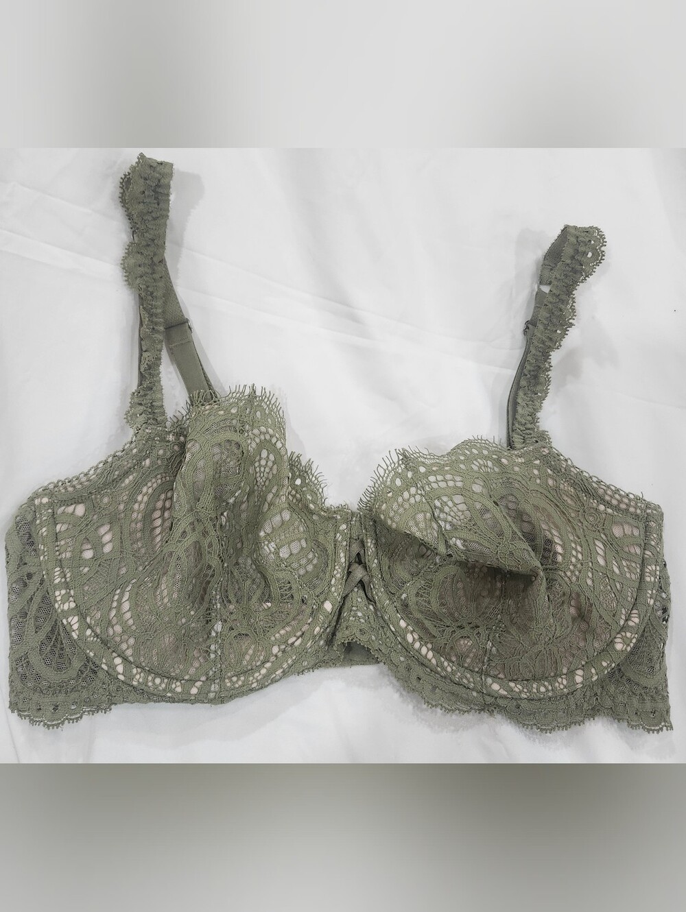 Victoria's Secret Dream Angels Push-up Bra, Size 36DD, 36E